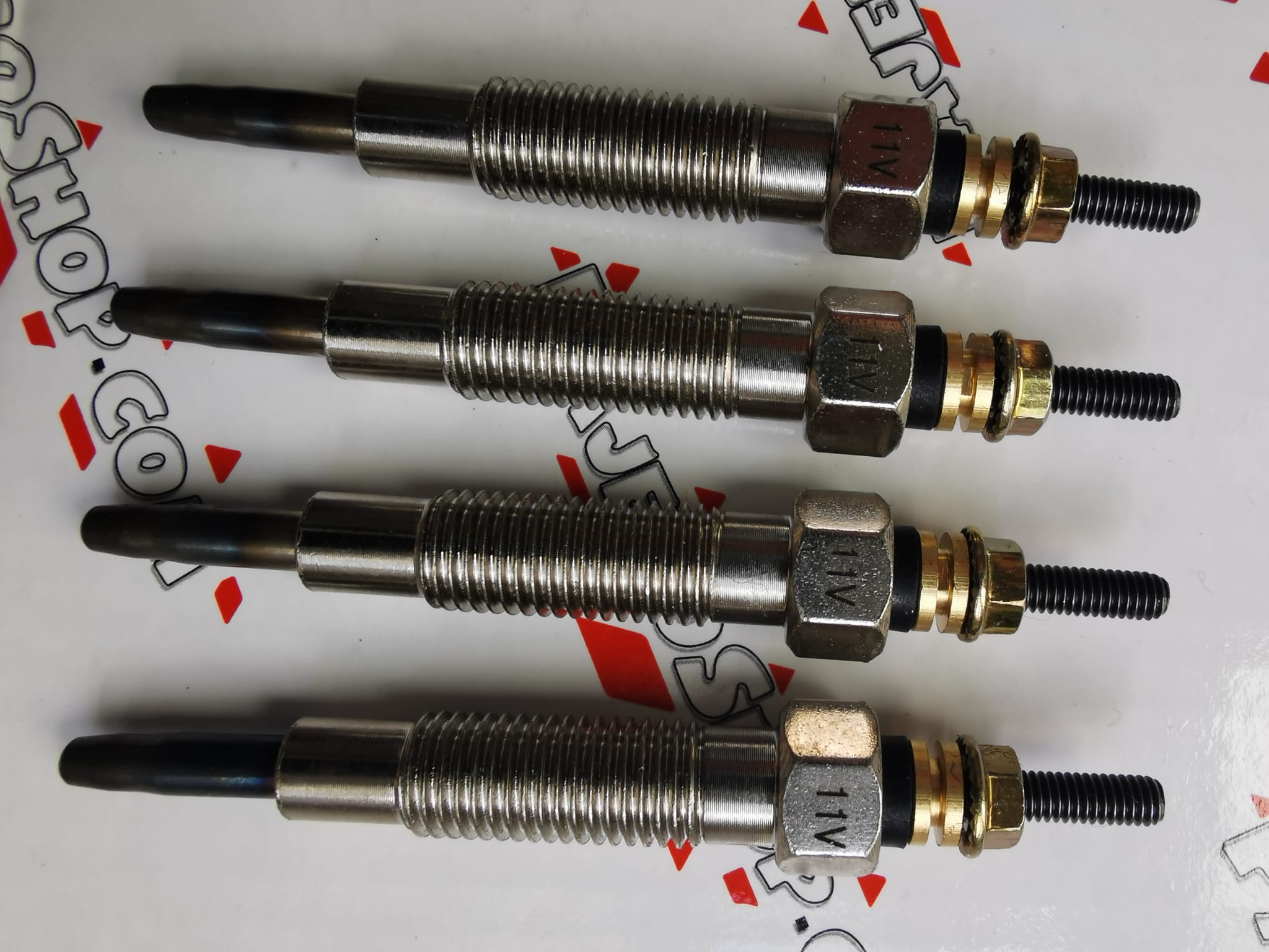 (image for) Bosch OEM 11V Glow Plugs – Set of 4 – Mitsubishi 4D56 2.5 Diesel 8-Valve – 0250202092