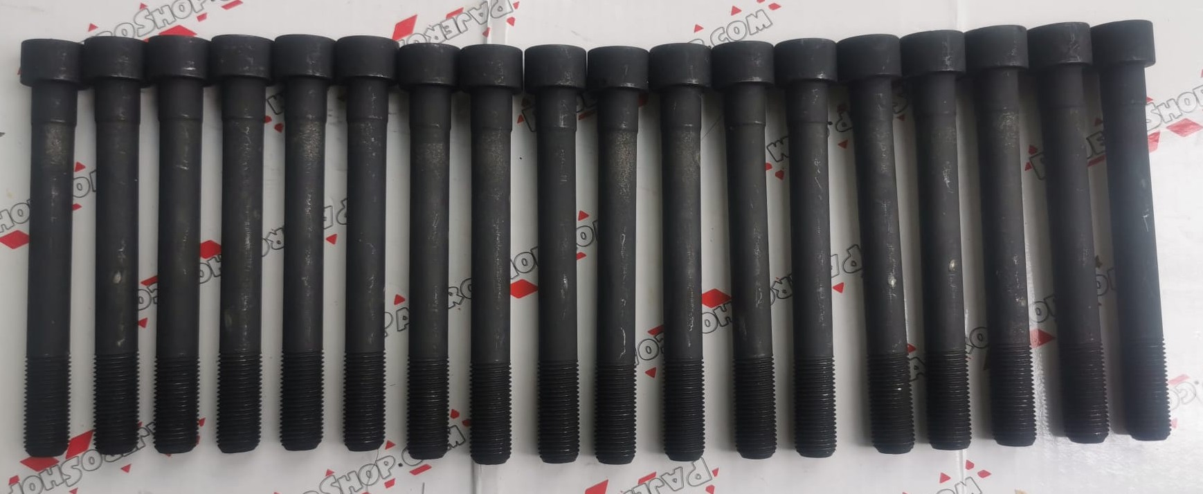 (image for) MITSUBISHI PAJERO / SHOGUN / L200 / L300 2.5 TD 4D56 8V CYLINDER HEAD BOLT SET