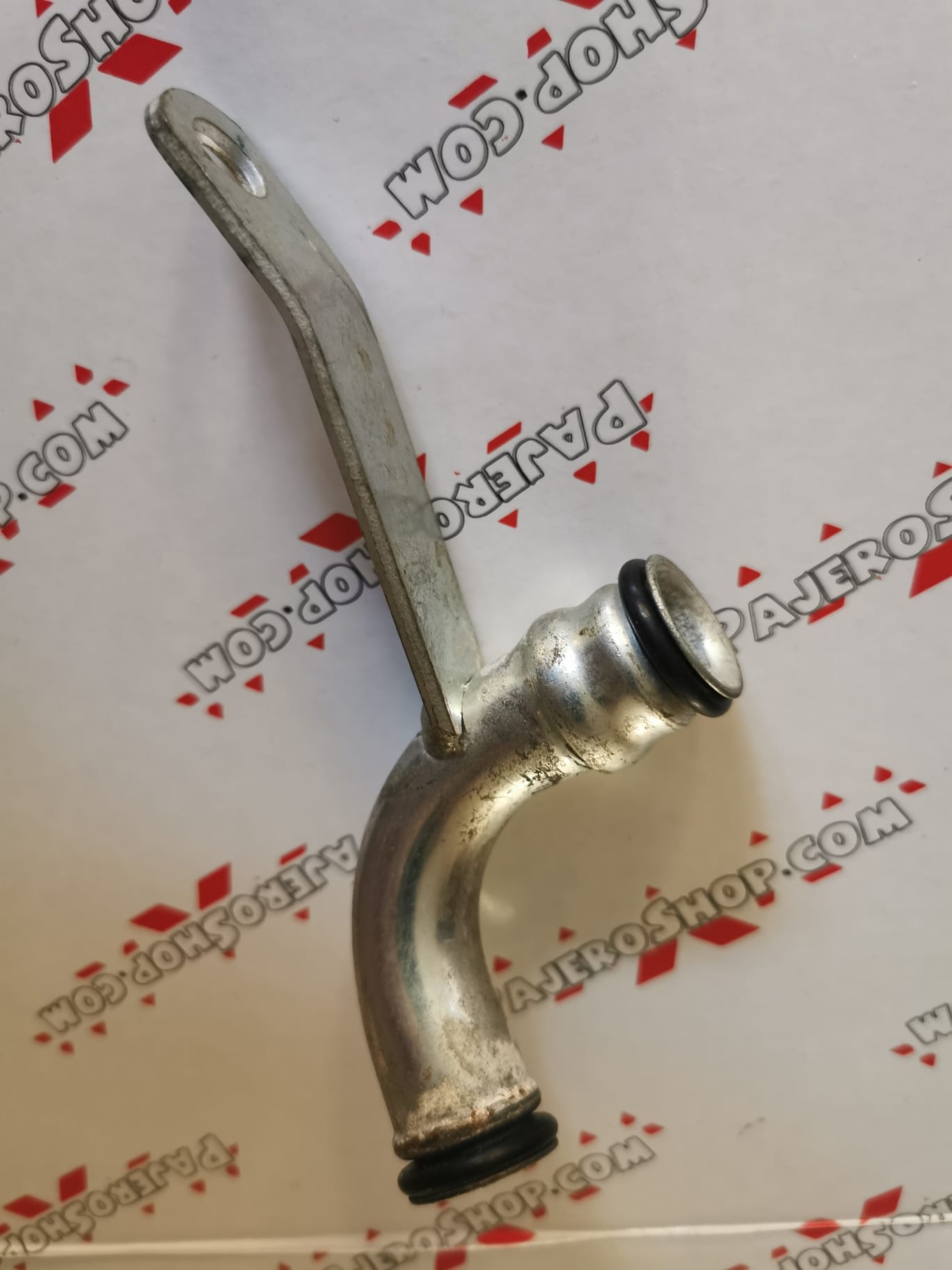 (image for) Mitsubishi Delica L400 2.8TD 4M40 Thermostat Bypass Pipe – New Old Stock