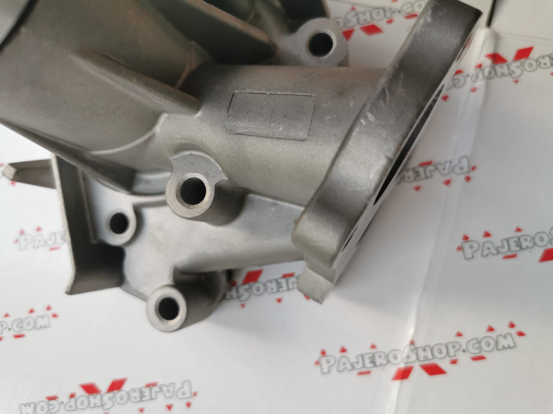 (image for) Mitsubishi Pajero Shogun L200 2.5 TD 4D56 Water Pump GWM-52A