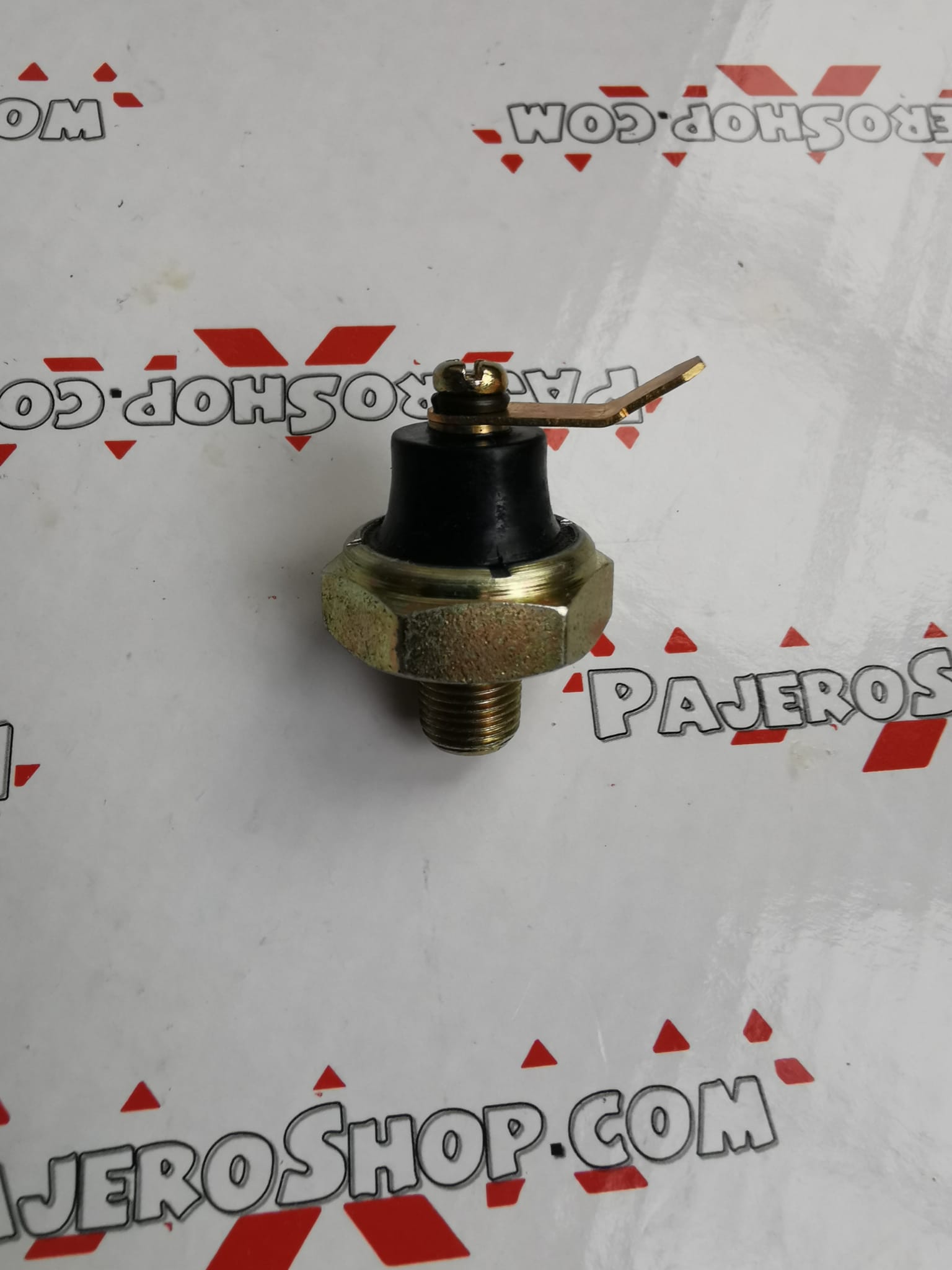 (image for) Mitsubishi Pajero Shogun Delica L200 2.5 4D56 2.8 4M40 Oil Pressure Switch
